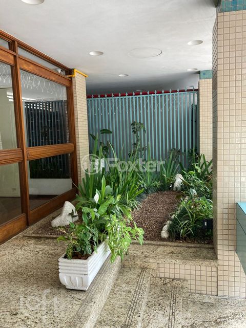 Image 5 - 241913