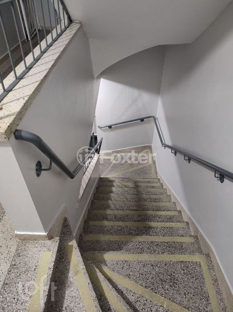 Image 14 - 241986