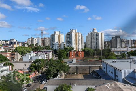 Image 6 - 242041