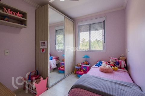 Image 17 - 242215