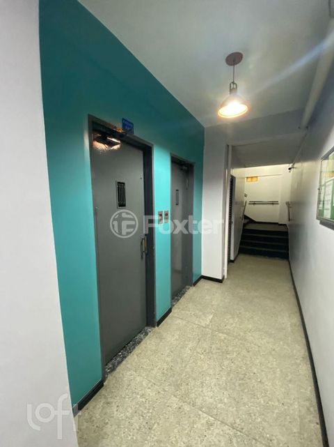 Image 3 - 242317