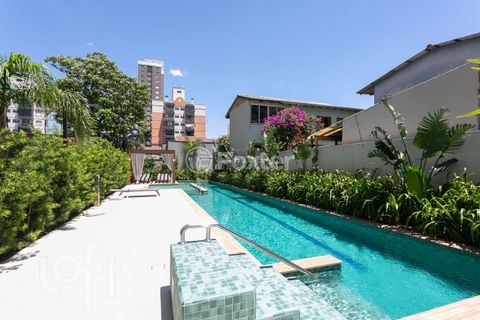 Image 9 - 242650