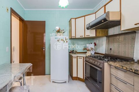 Image 17 - 243894