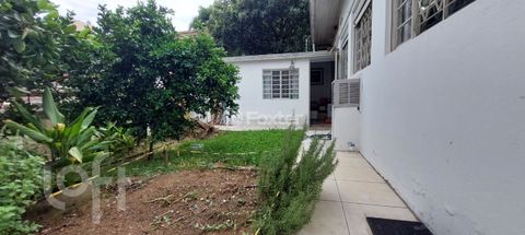 Image 2 - 244165