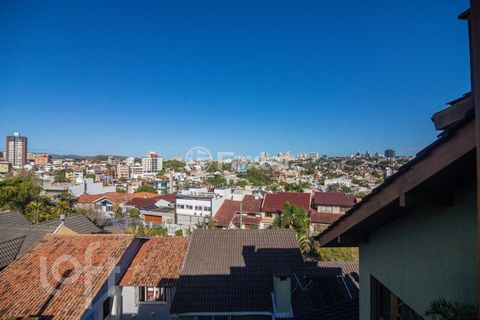 Image 12 - 244401