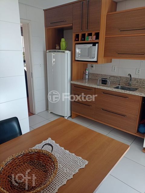 Image 7 - 245900