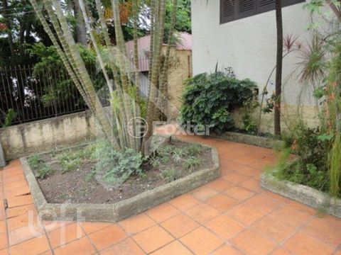 Image 7 - 246485