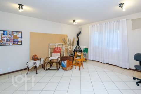Image 19 - 246798
