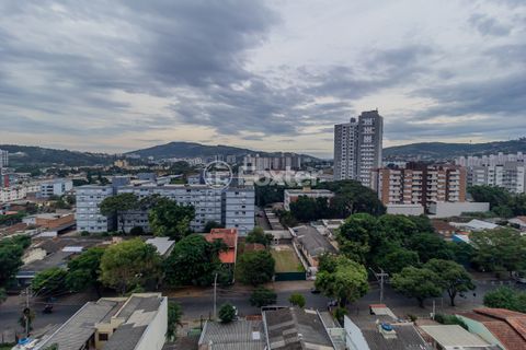 Image 15 - 247082