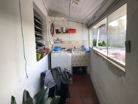 Image 3 - 247353