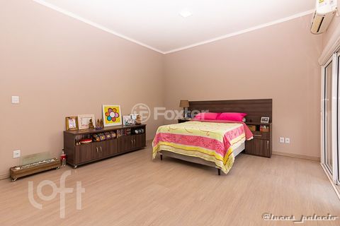Image 19 - 247473