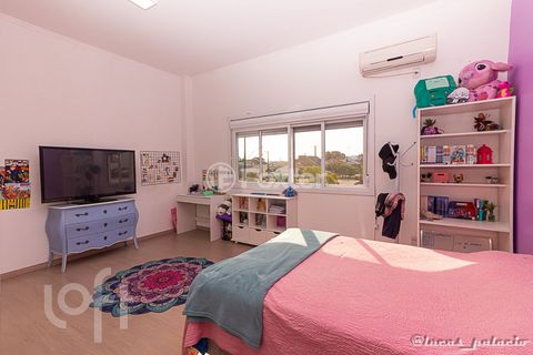 Image 17 - 247473