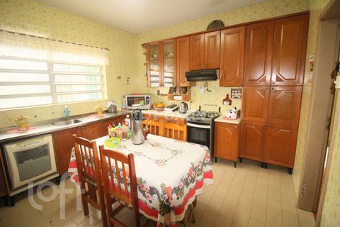 Image 8 - 247827