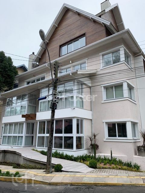 Image 1 - 251356