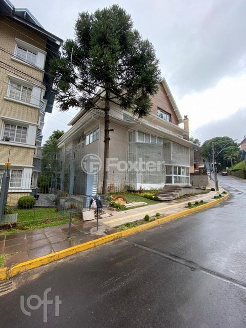 Image 3 - 251855