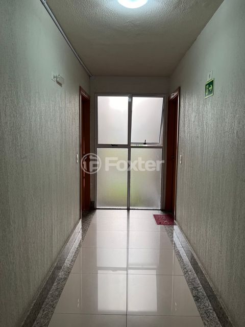 Image 17 - 255898