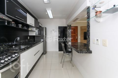 Image 9 - 256179