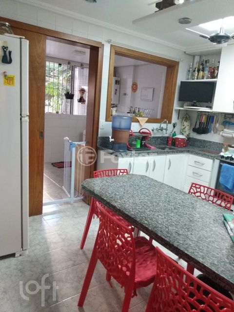 Image 11 - 256994