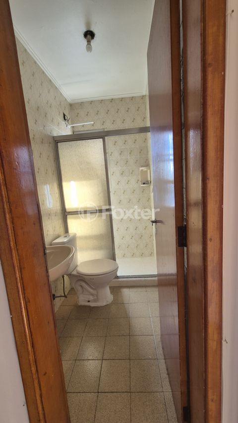 Image 7 - 260947