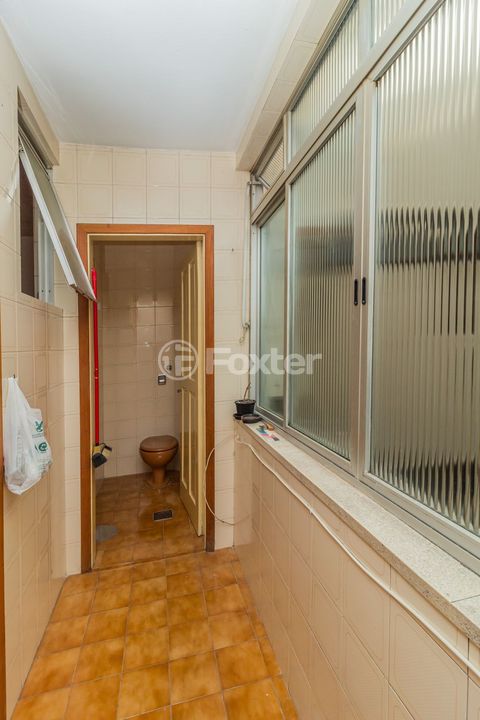 Image 7 - 261400