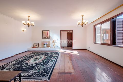 Image 11 - 261681
