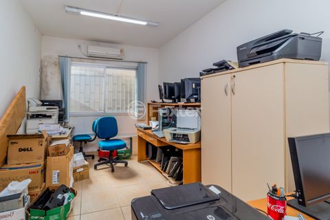 Image 10 - 262731