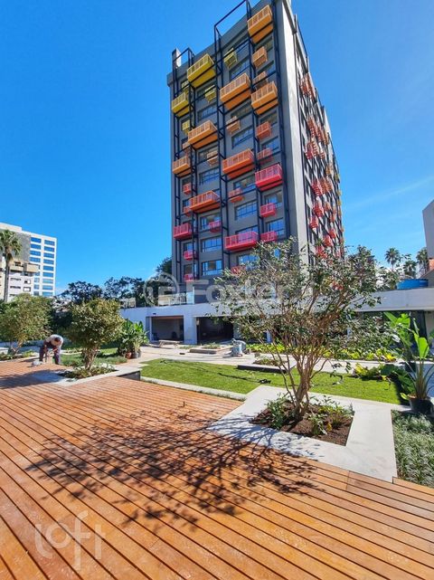 Image 7 - 266984