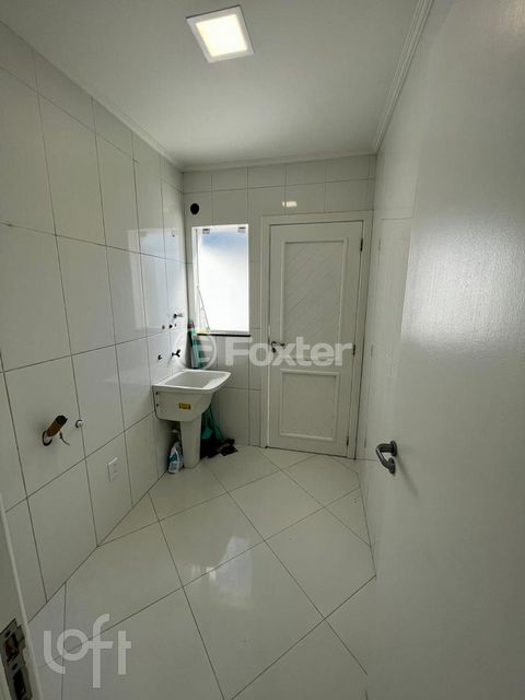 Image 4 - 270010