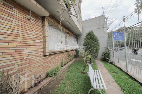 Image 17 - 270467