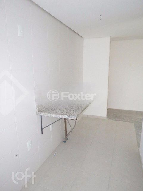 Image 3 - 270930