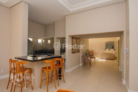 Image 18 - 272375