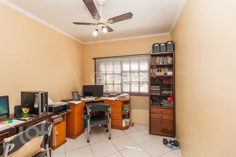Image 11 - 273251
