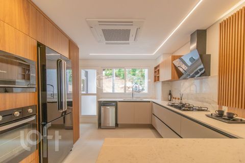 Image 17 - 273621