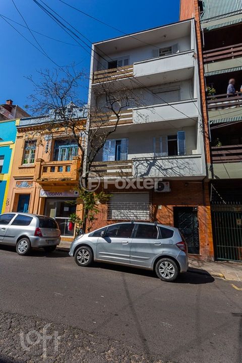 Image 17 - 274356