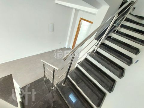 Image 9 - 276282