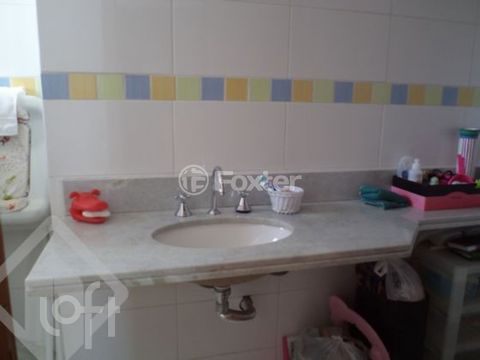 Image 7 - 276337