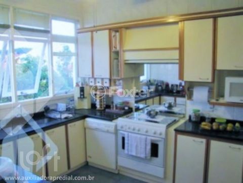 Image 13 - 277720