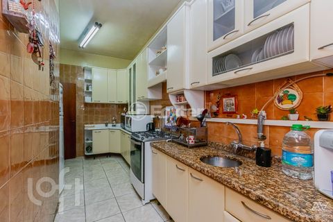 Image 18 - 278012