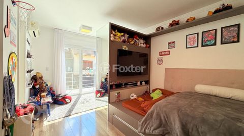 Image 17 - 279242