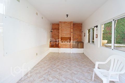 Image 19 - 281058