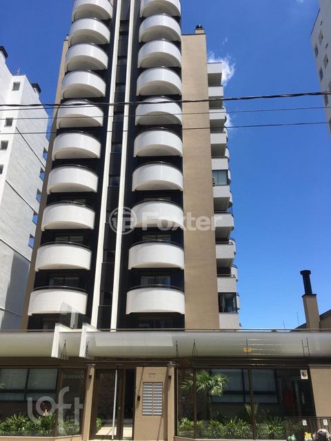 Image 18 - 281587
