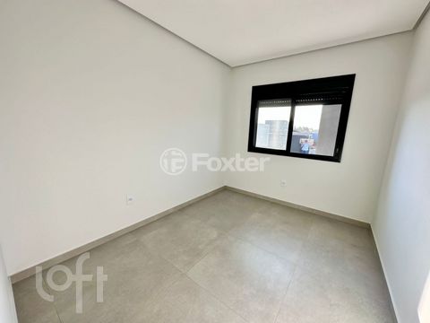 Image 17 - 281730