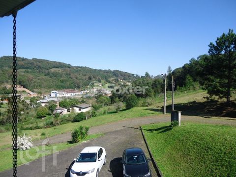 Image 17 - 282316