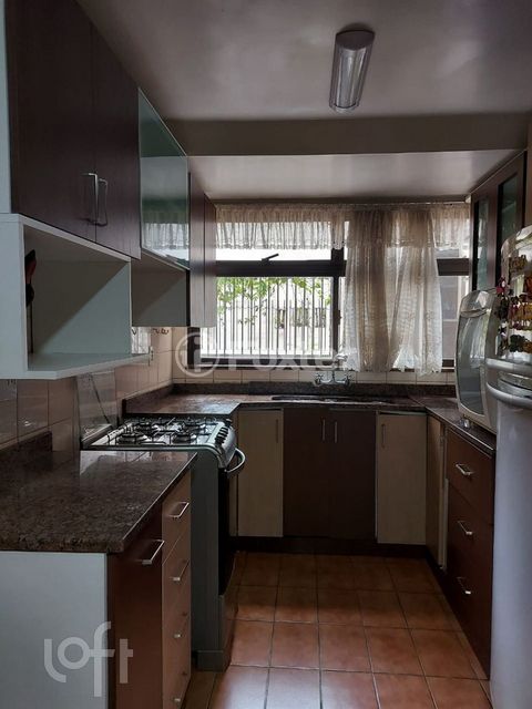 Image 14 - 282447