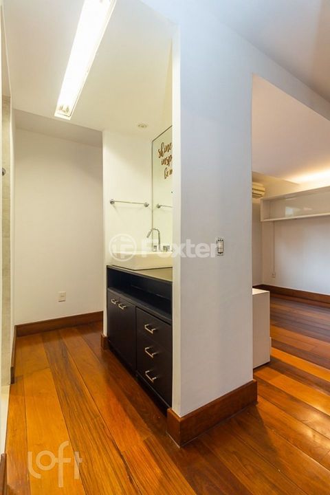 Image 7 - 282623