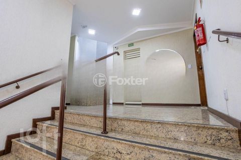 Image 19 - 282645