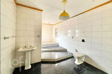 Image 19 - 283071
