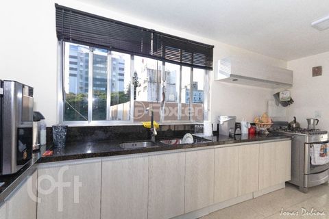 Image 9 - 283561