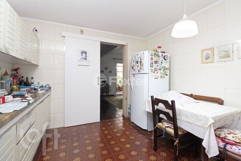 Image 12 - 284255