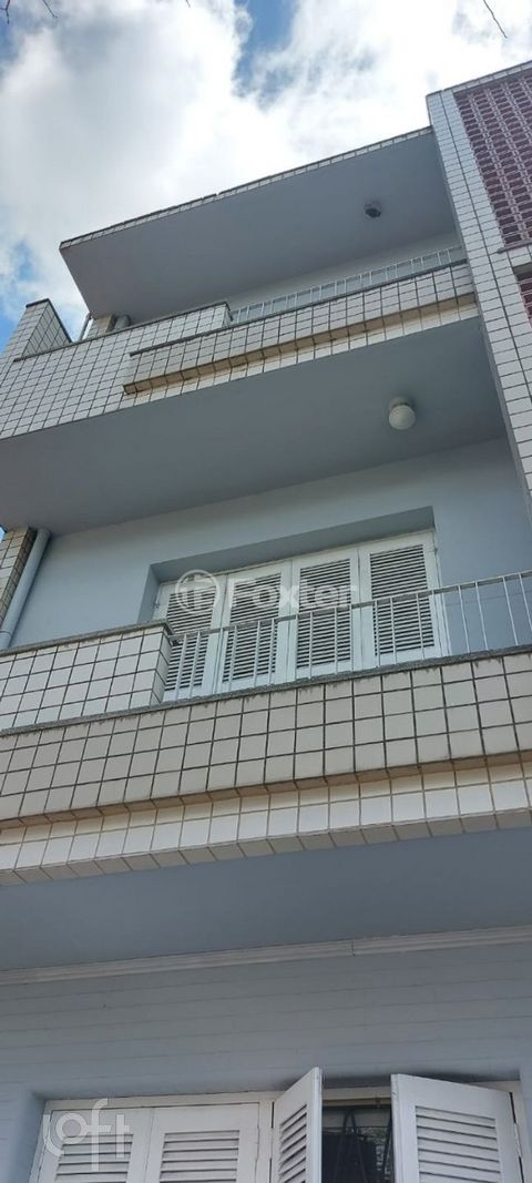 Image 19 - 284641